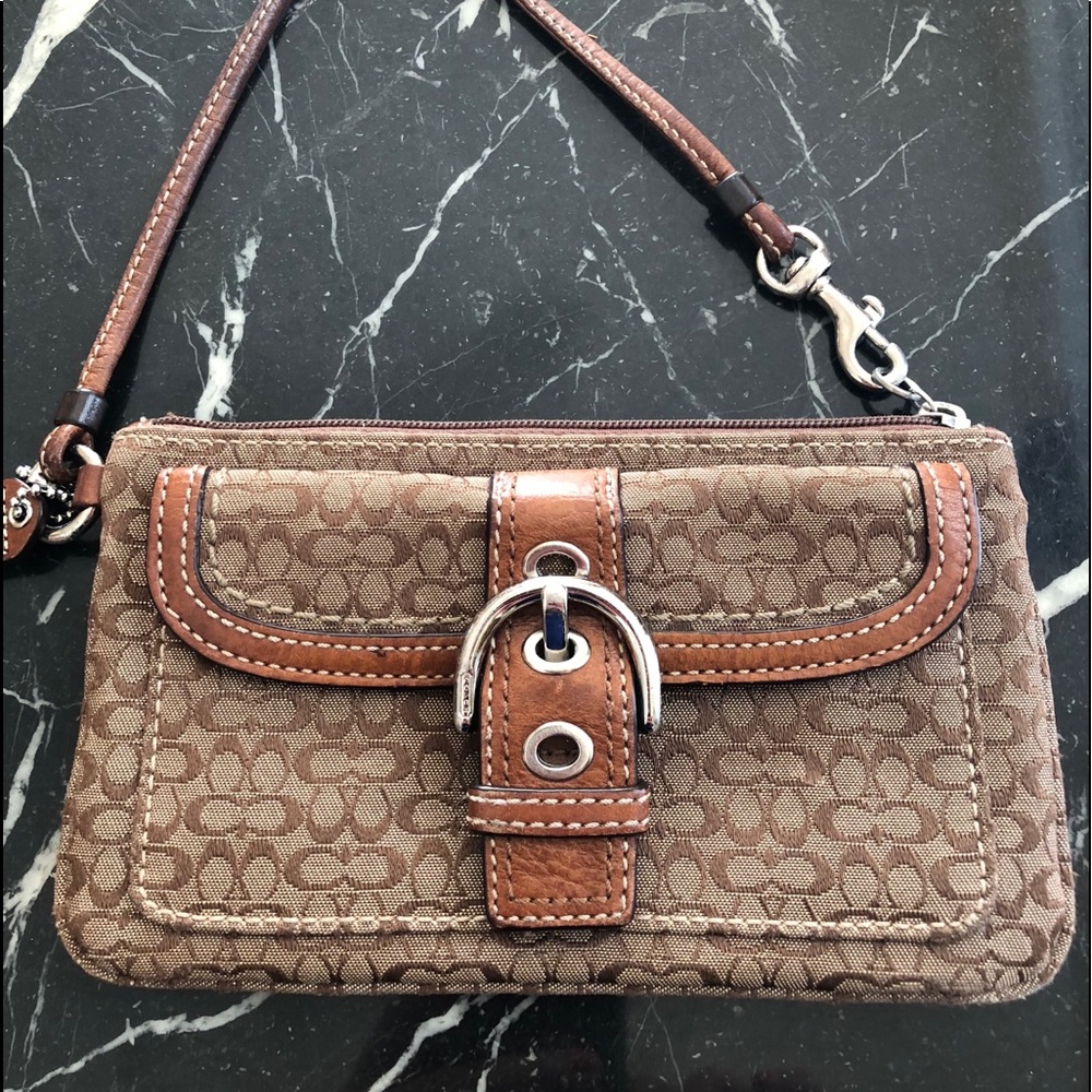 Vintage Authentic Coach Signature C Wristlet